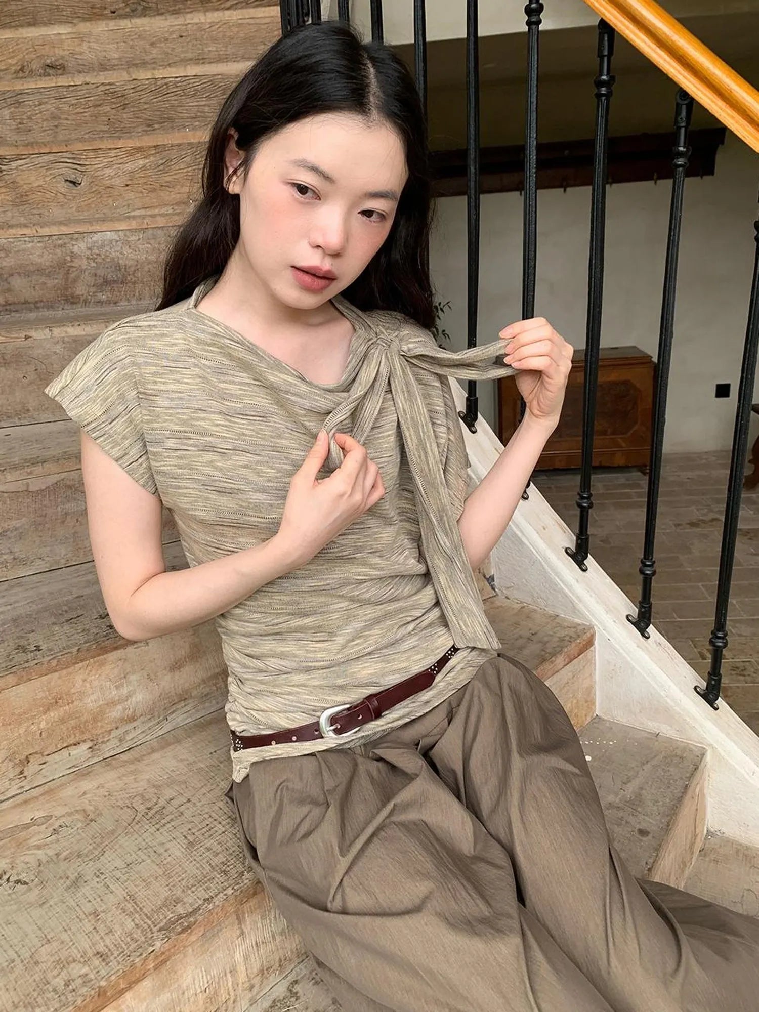 Retro Off Shoulder Bow Knit Tee