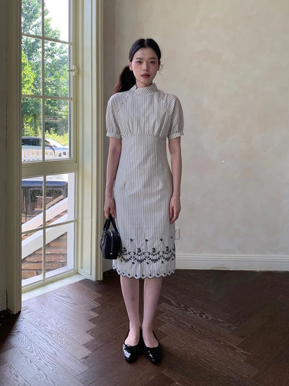 Retro Stripe Embroidered Cotton Qipao Dress V-Neck Long-Sleeve
