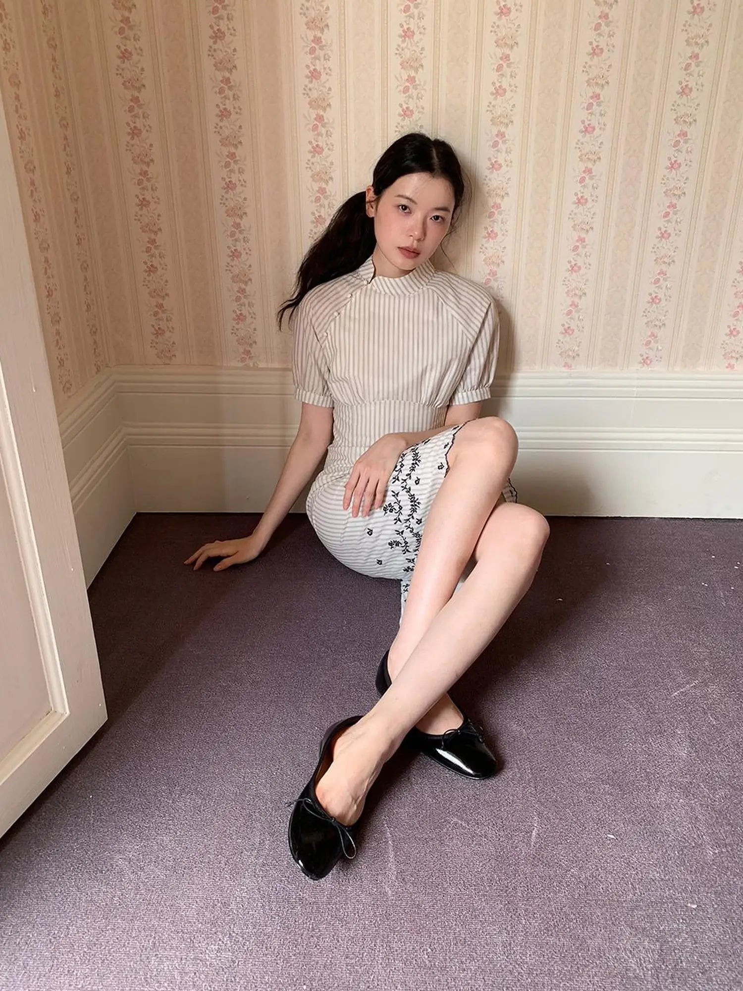 Retro Stripe Embroidered Cotton Qipao Dress V-Neck Long-Sleeve