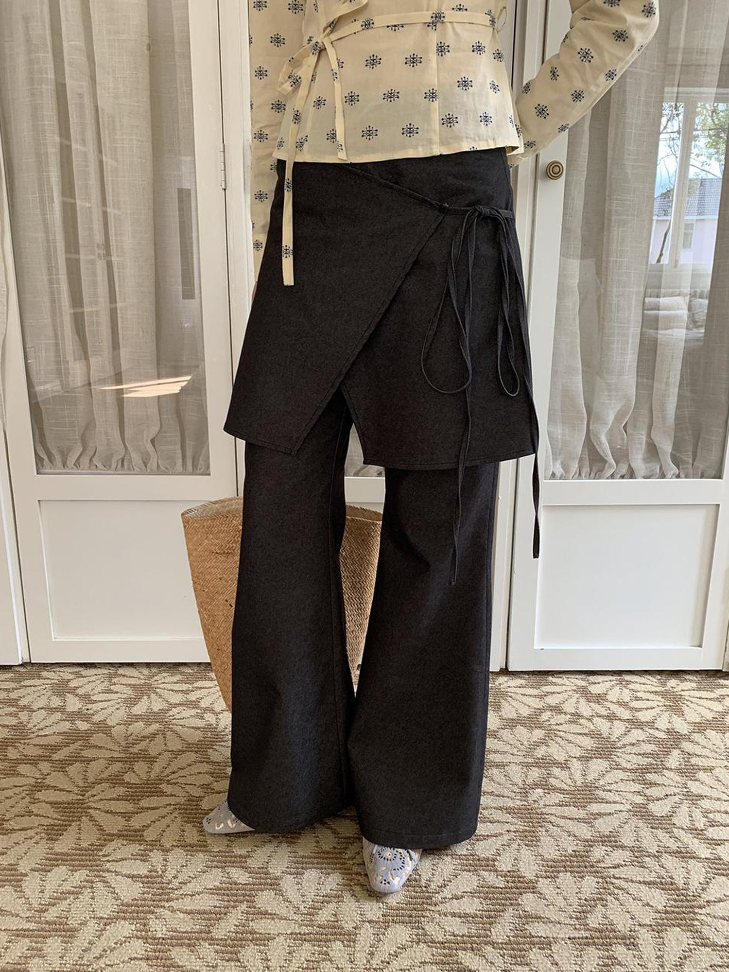 Dorydory Stretch Flared Trousers With Tie Waist