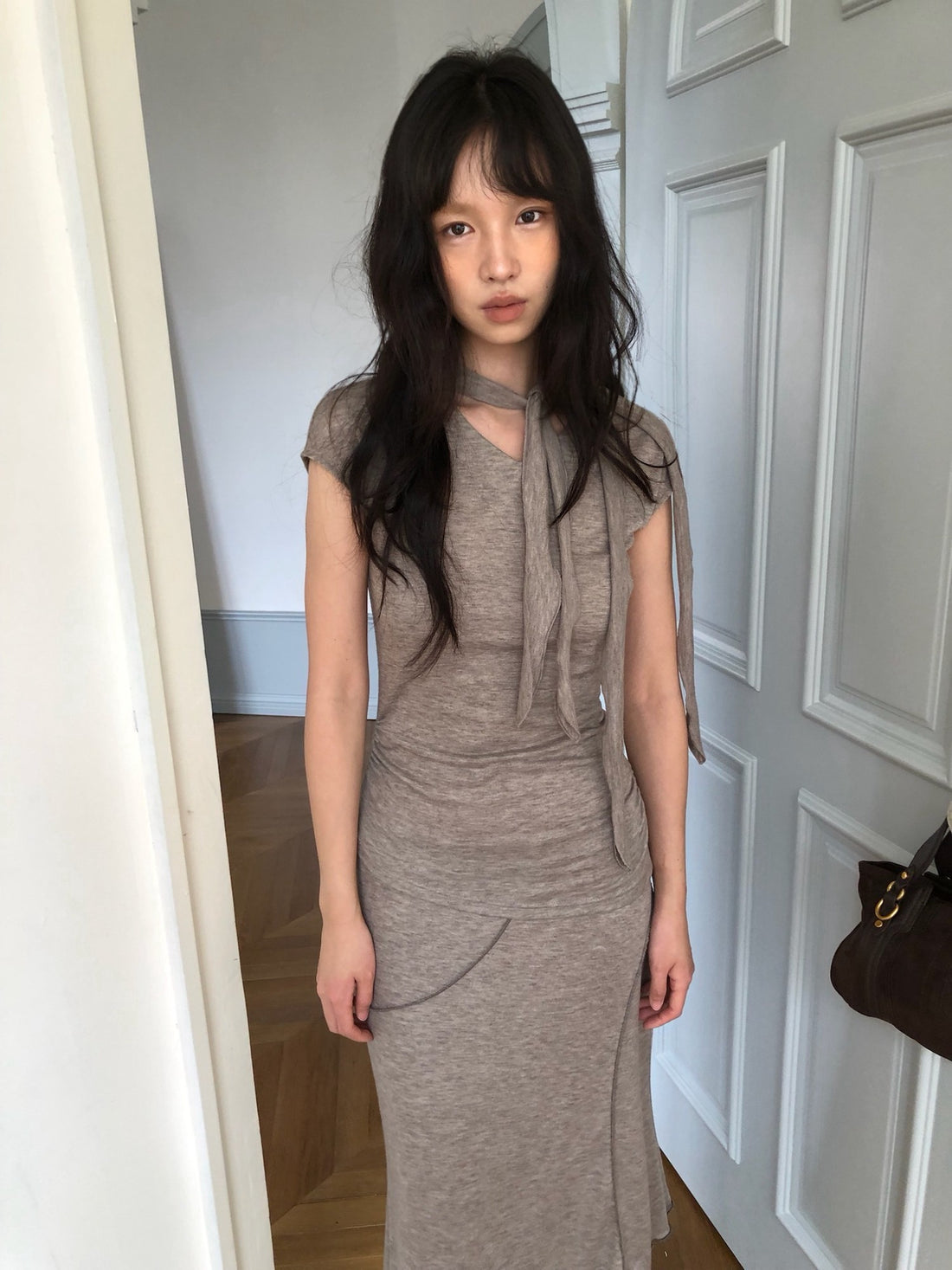 Dorydory Taupe V-neck Tie Knit Slim Women&