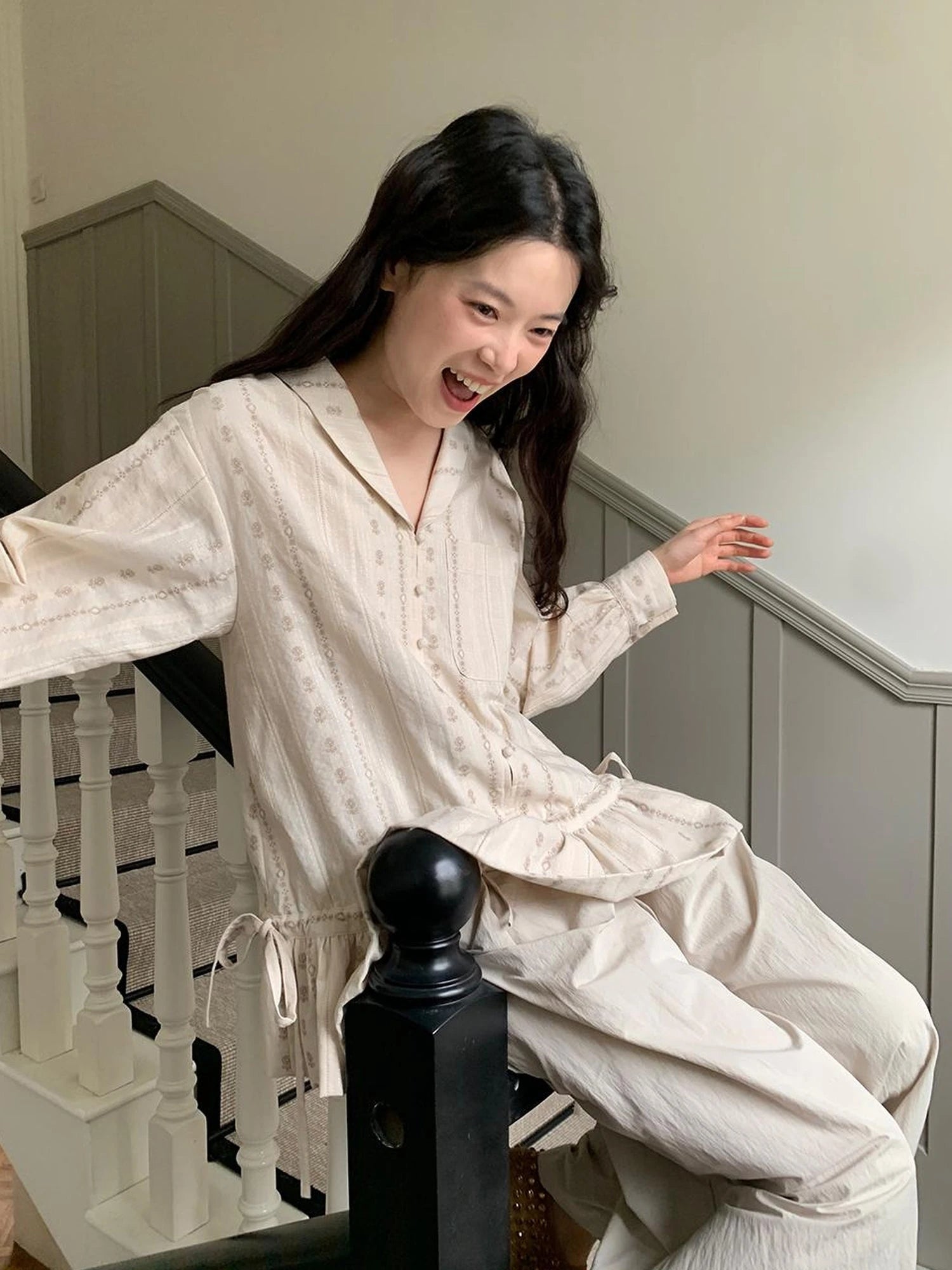 V-Neck Floral Jacquard Bow Blouse