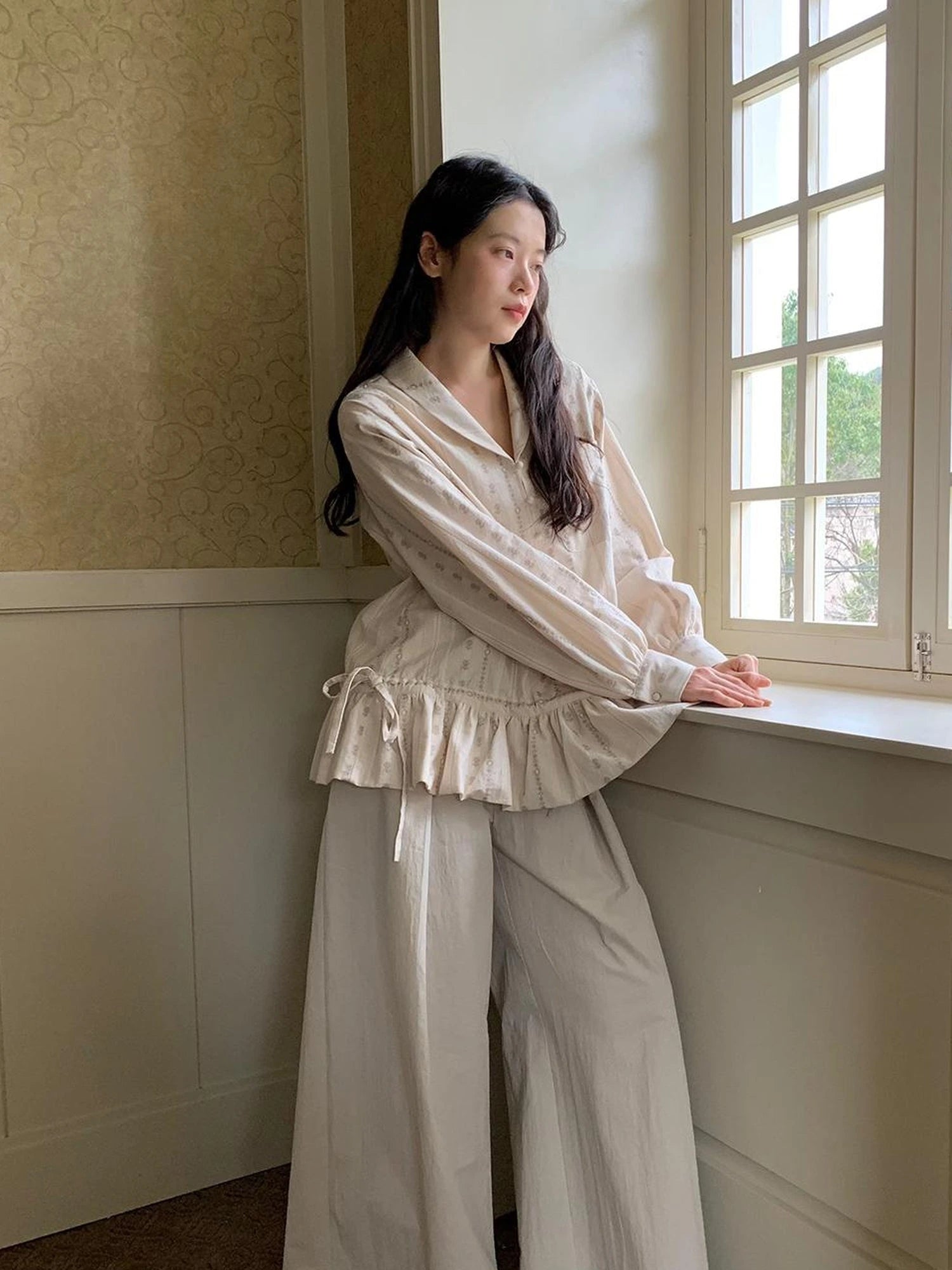 V-Neck Floral Jacquard Bow Blouse