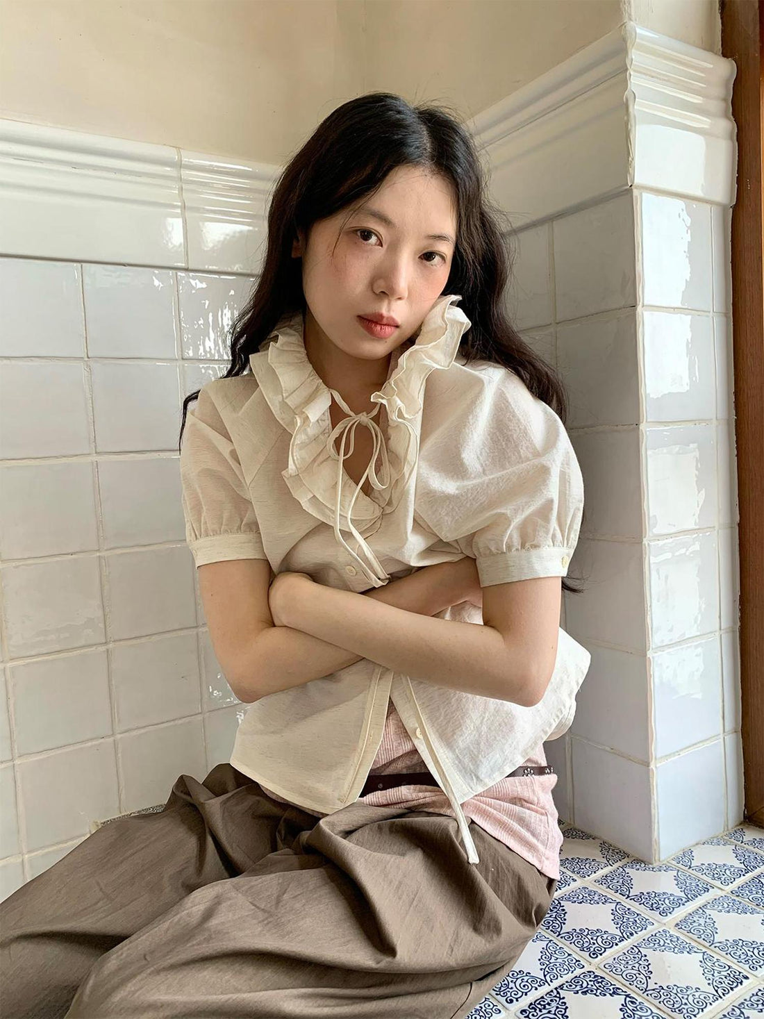Dorydory V-Neck Short Sleeve Shirt with Lace-Up Detail and Raglan Sleeves