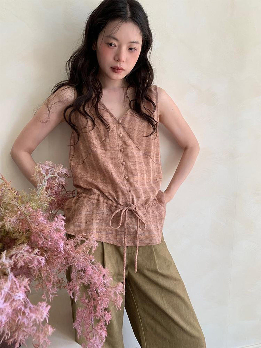 Dorydory V-neck Checkered Faded Vest With Drawstring Hem