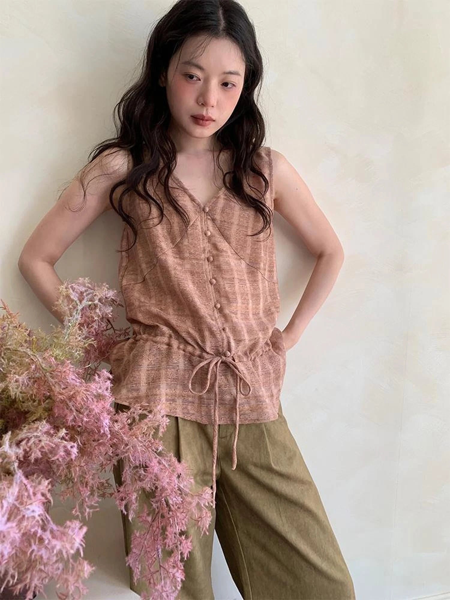 V-neck Checkered Faded Vest With Drawstring Hem