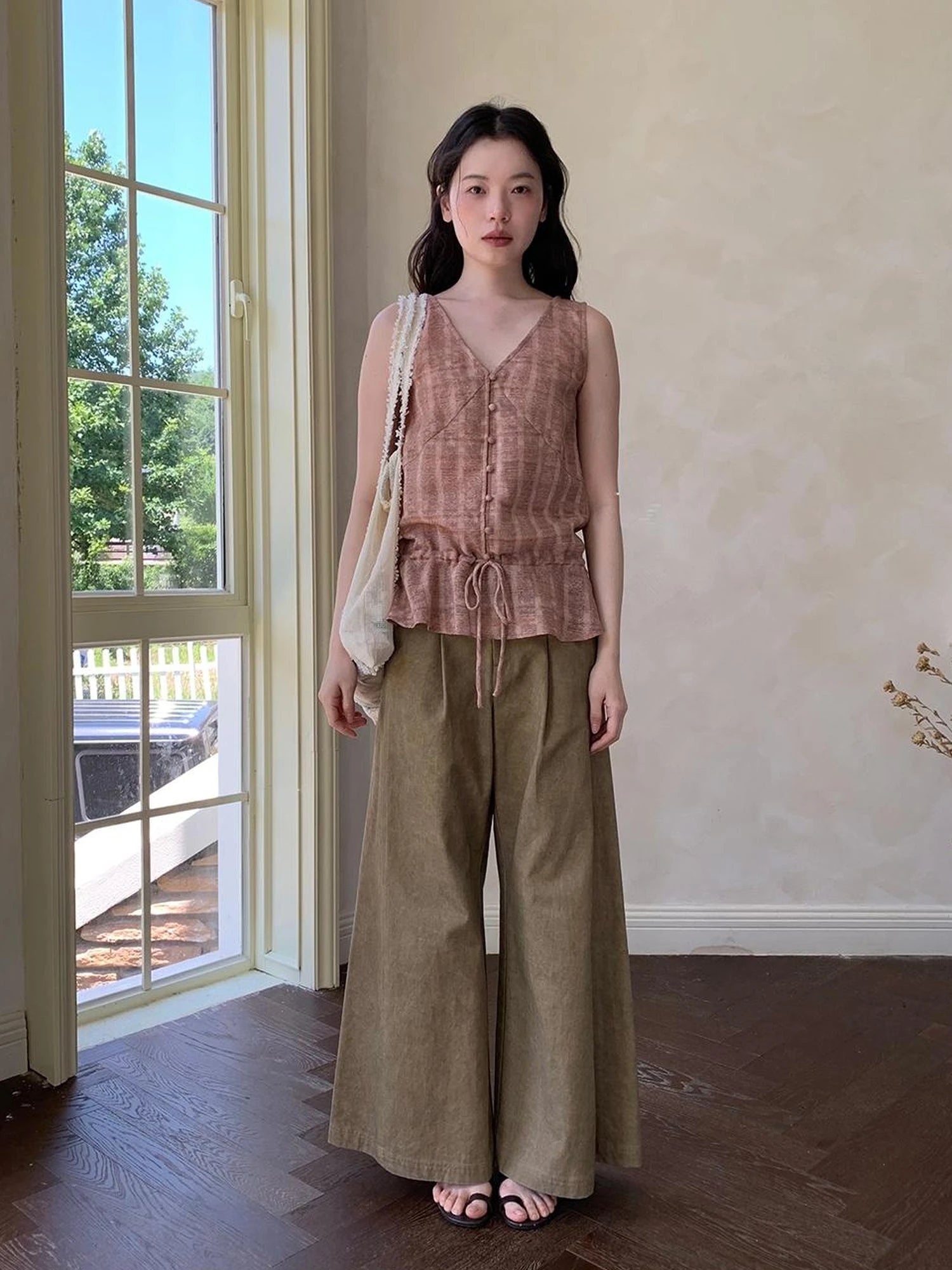 V-neck Checkered Faded Vest With Drawstring Hem