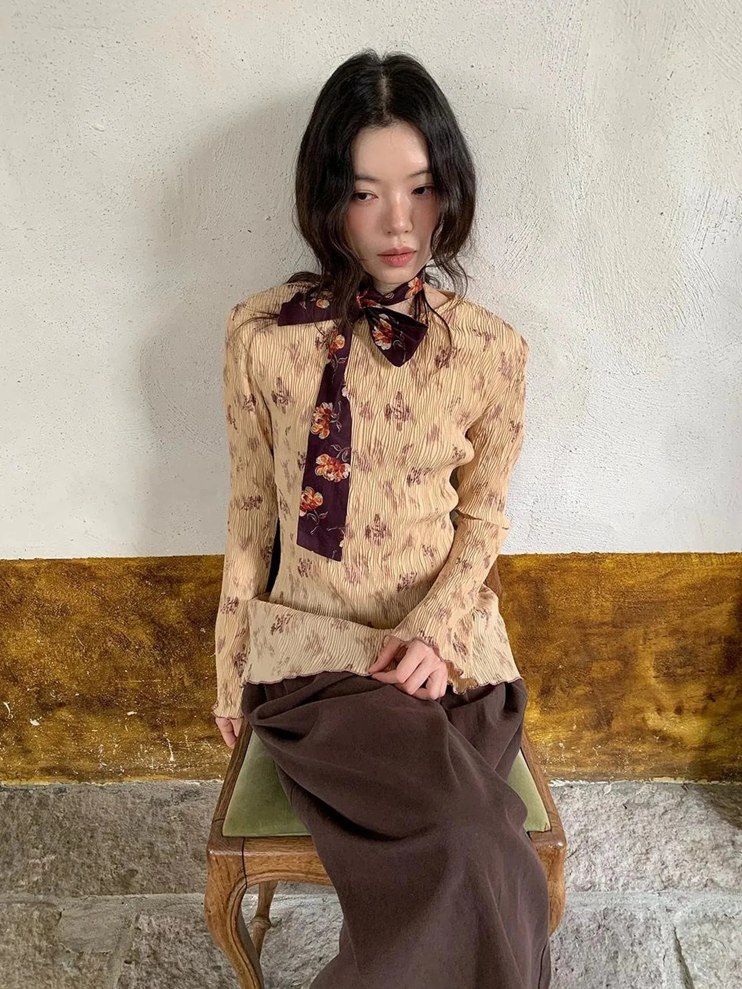 Vintage Floral Print Textured Blouse