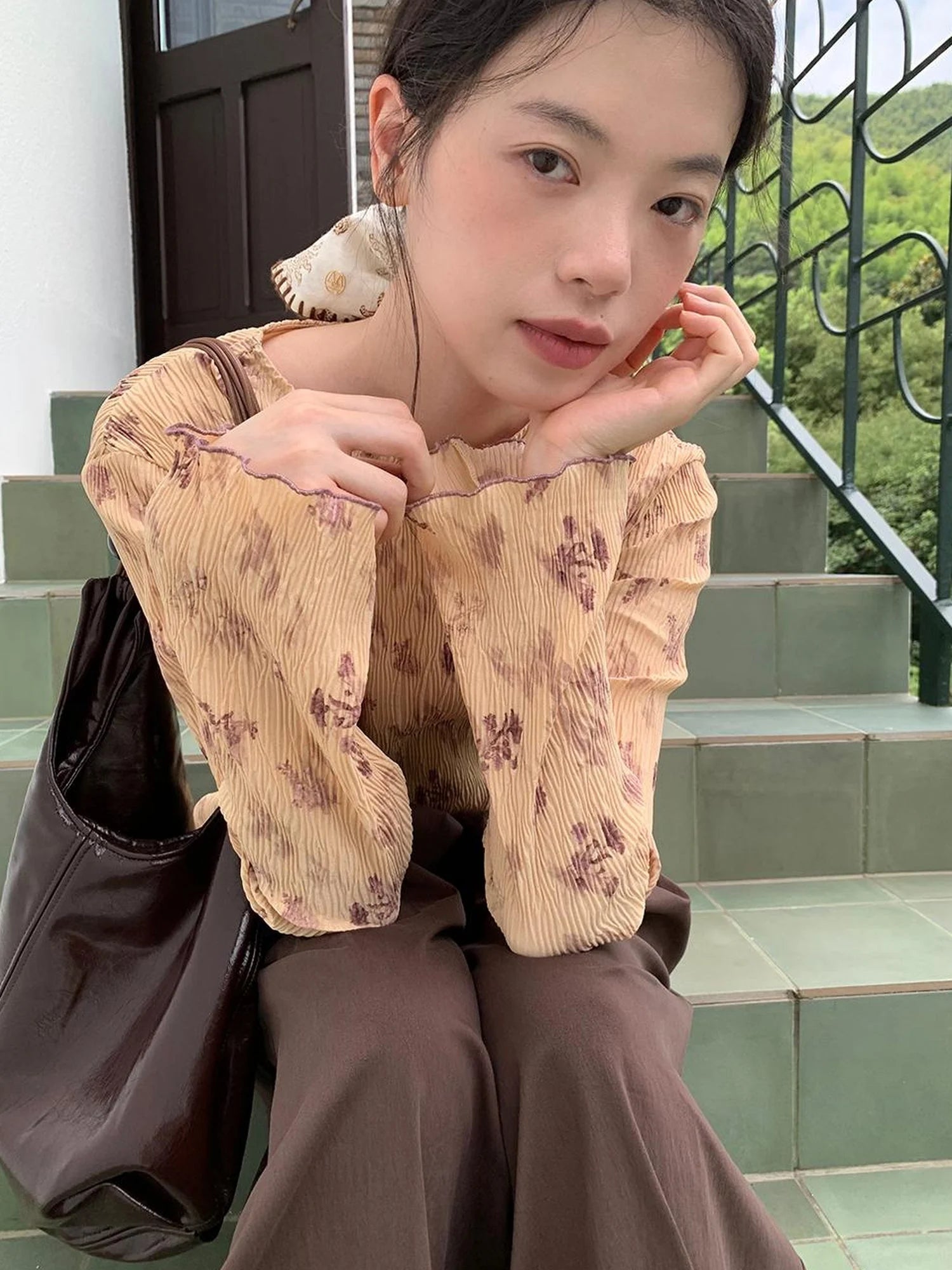 Vintage Floral Print Textured Blouse