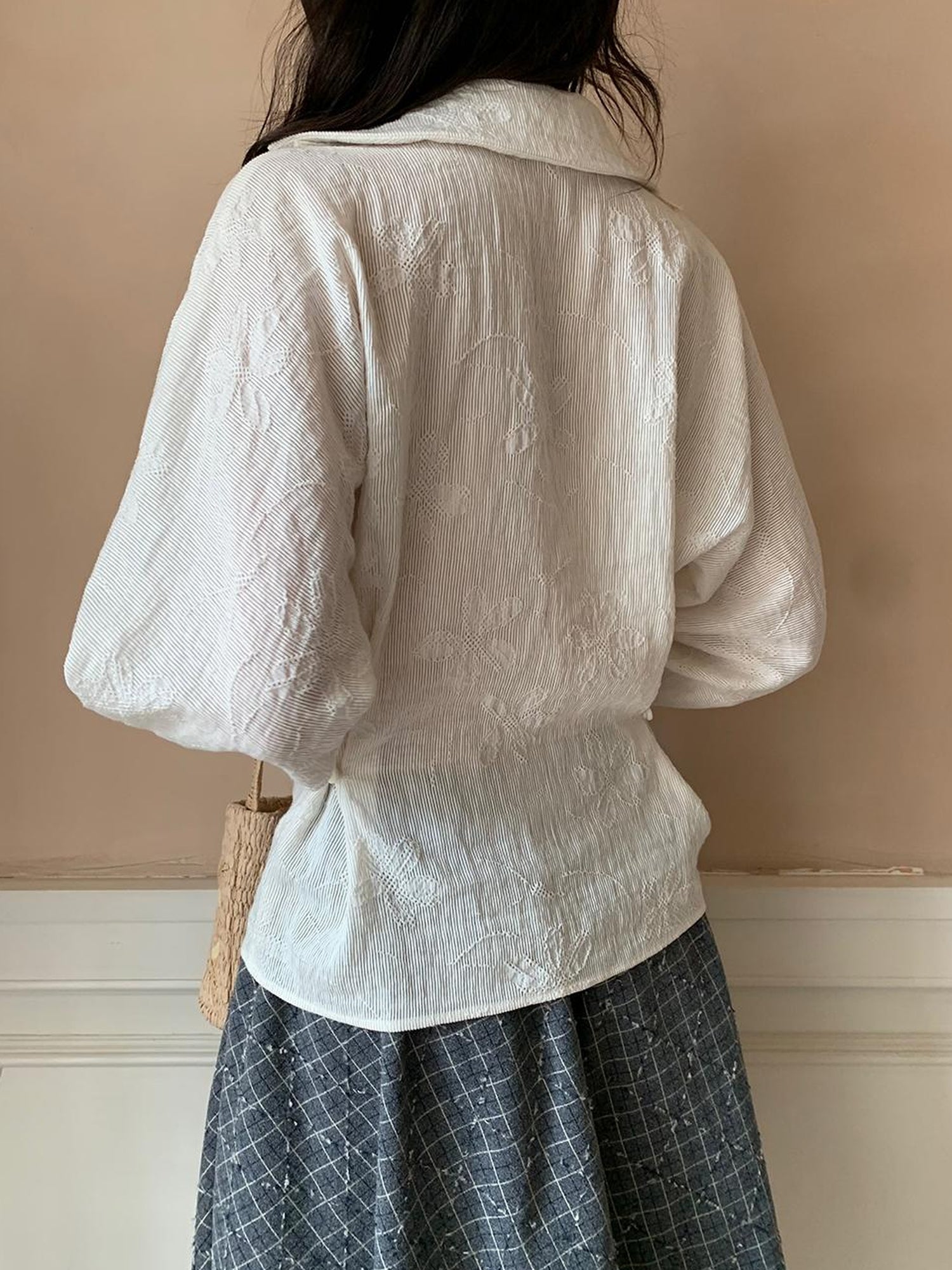 Dorydory Vintage Lace Trimmed V-Neck Blouse With Floral Lace