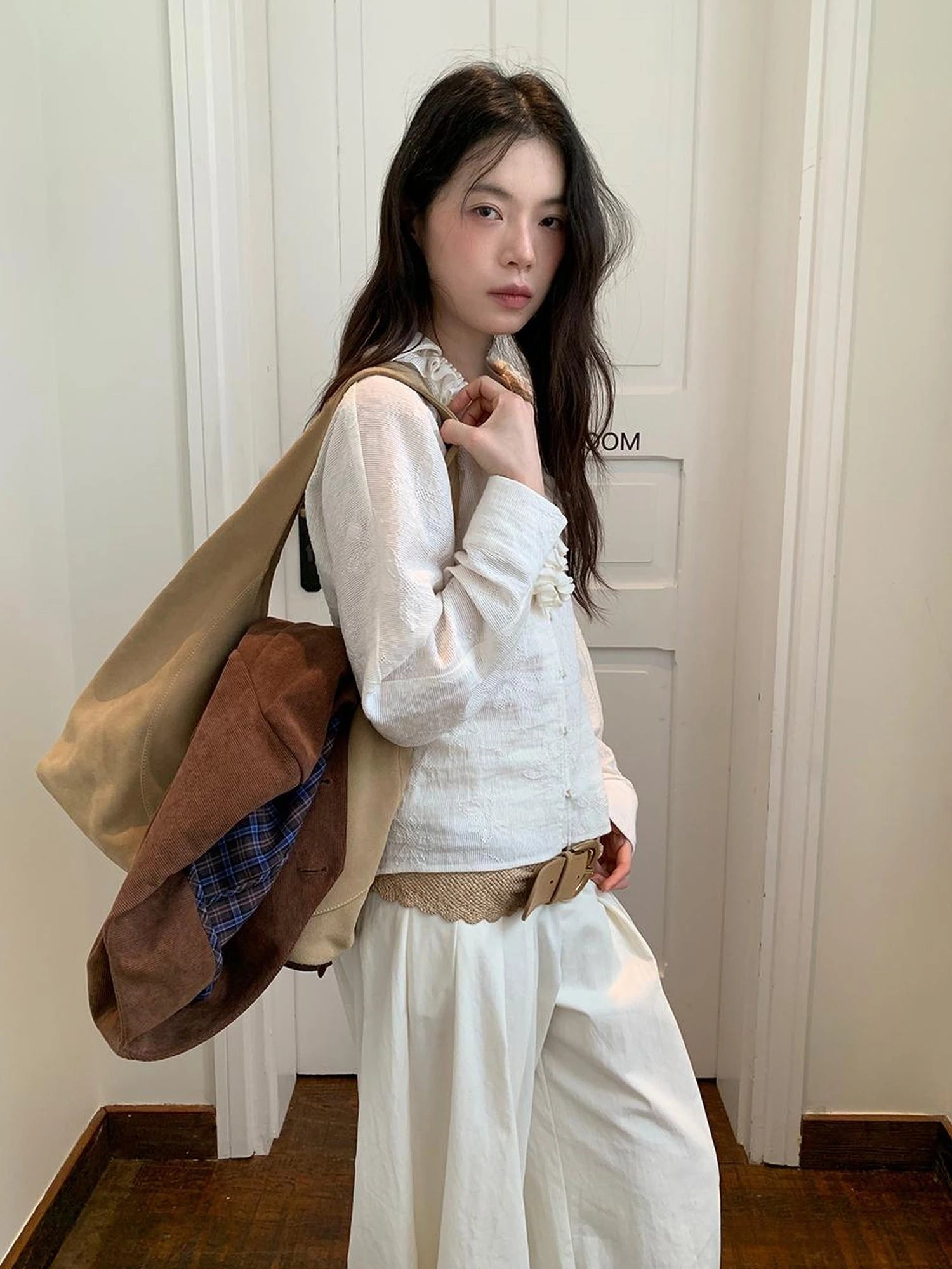 Vintage Lace Trimmed V-Neck Blouse With Floral Lace