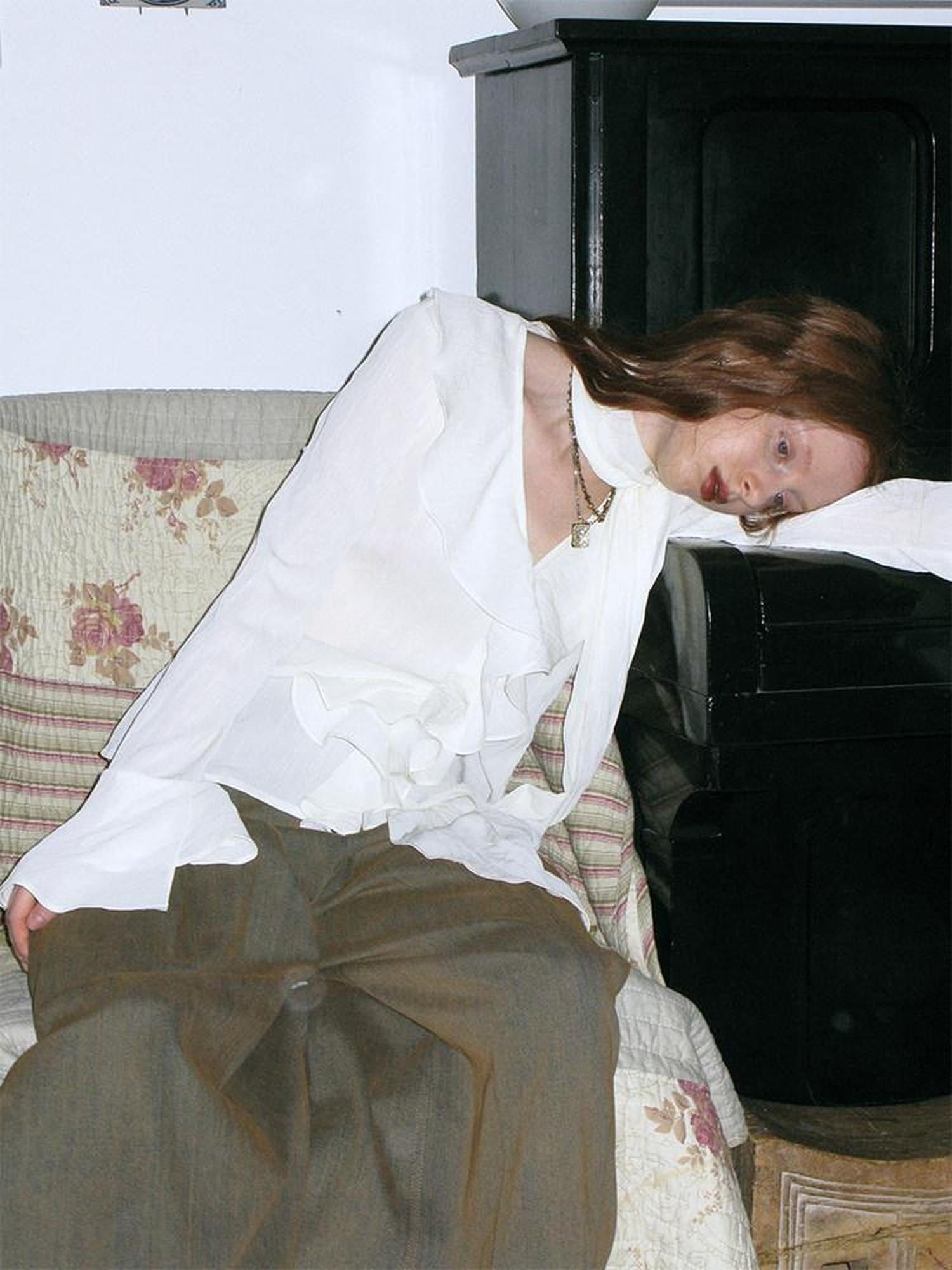 Dorydory White Ruffle V-neck French Romantic Women&