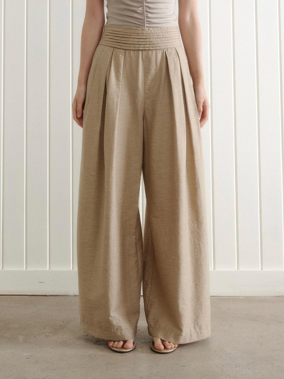 Dorydory Wide Waistband Pressed Pleat Women&
