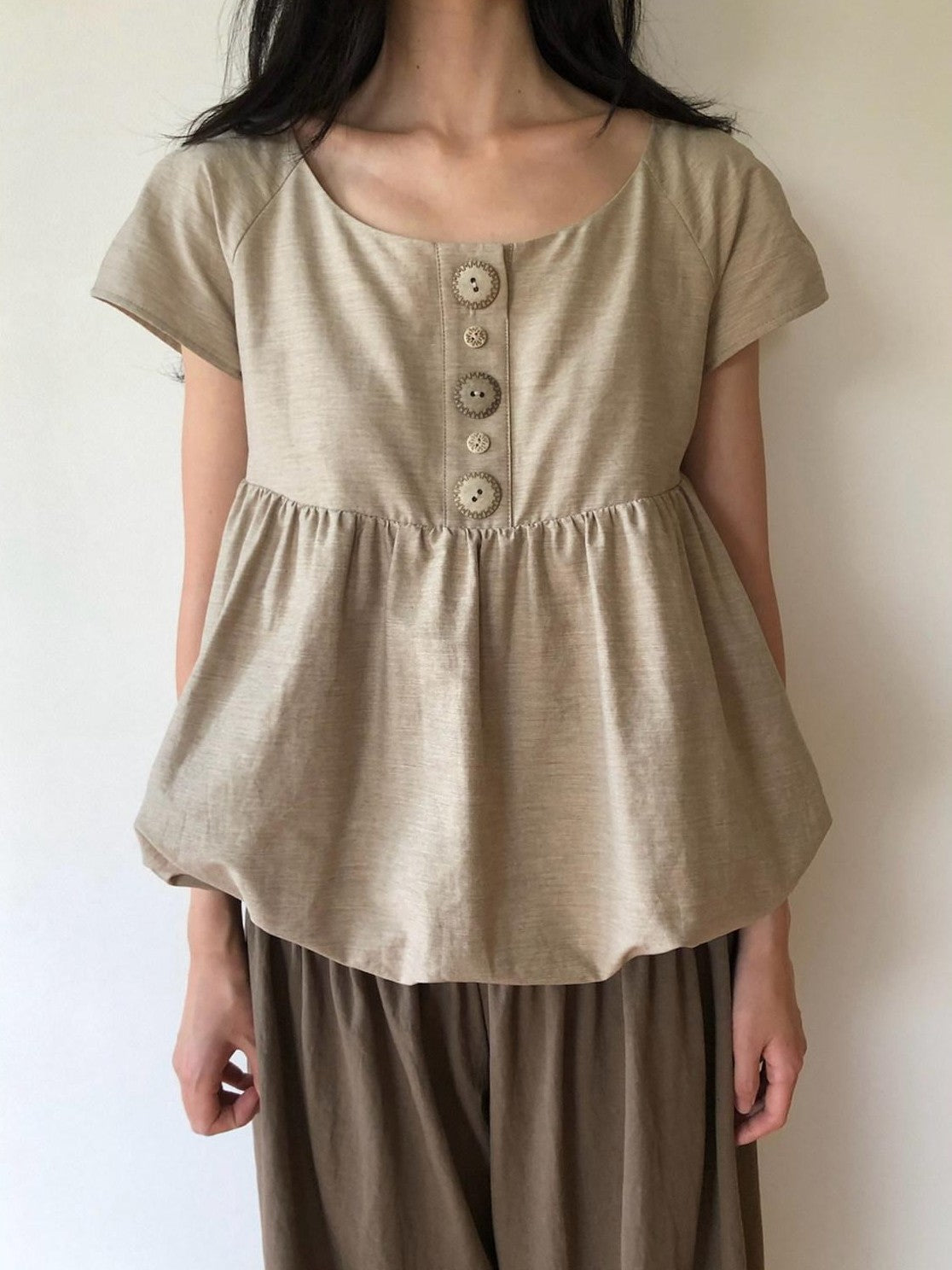 Dorydory Yellow Green Vintage Button Crewneck Women&