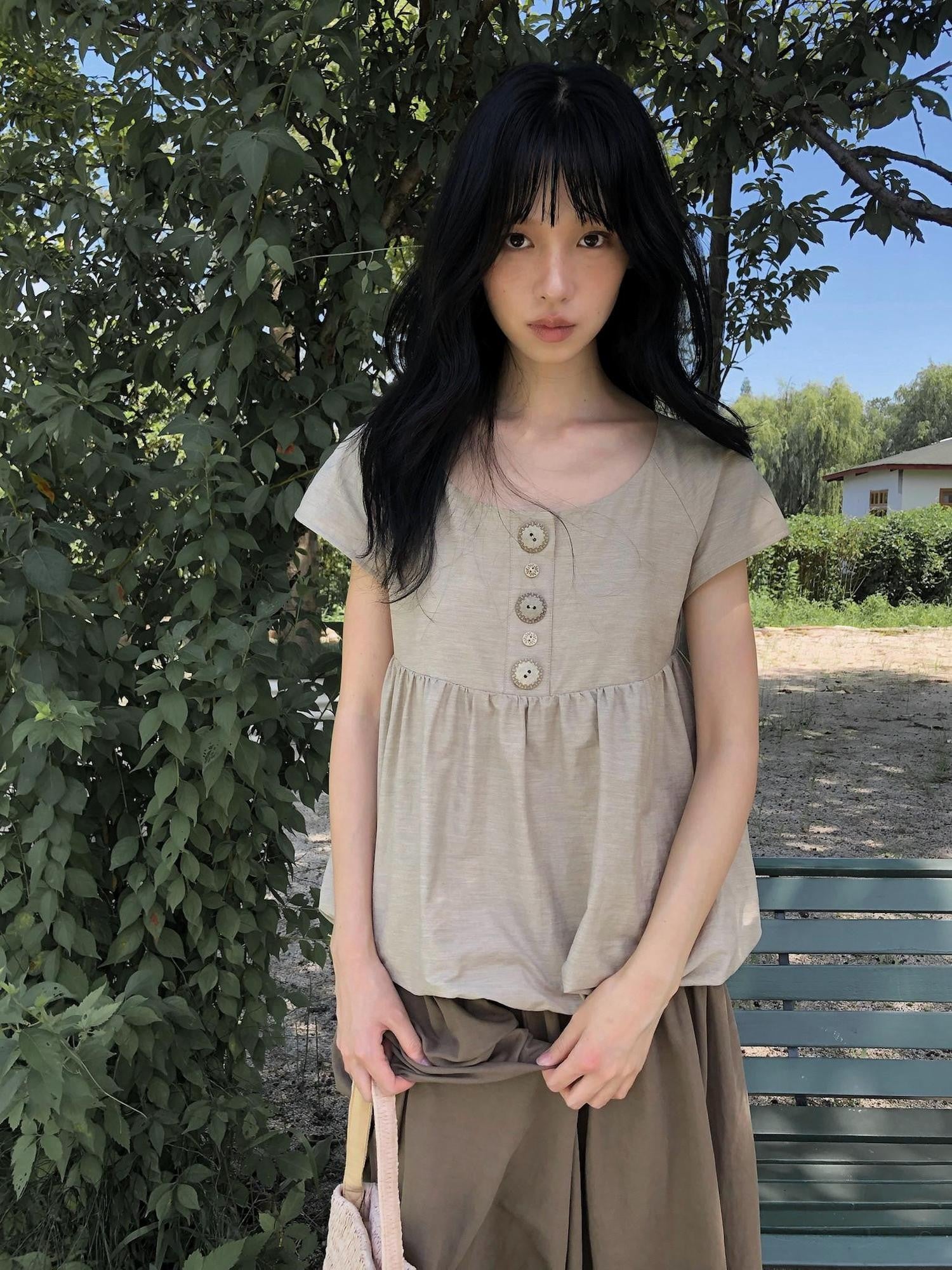 Dorydory Yellow Green Vintage Button Crewneck Women&