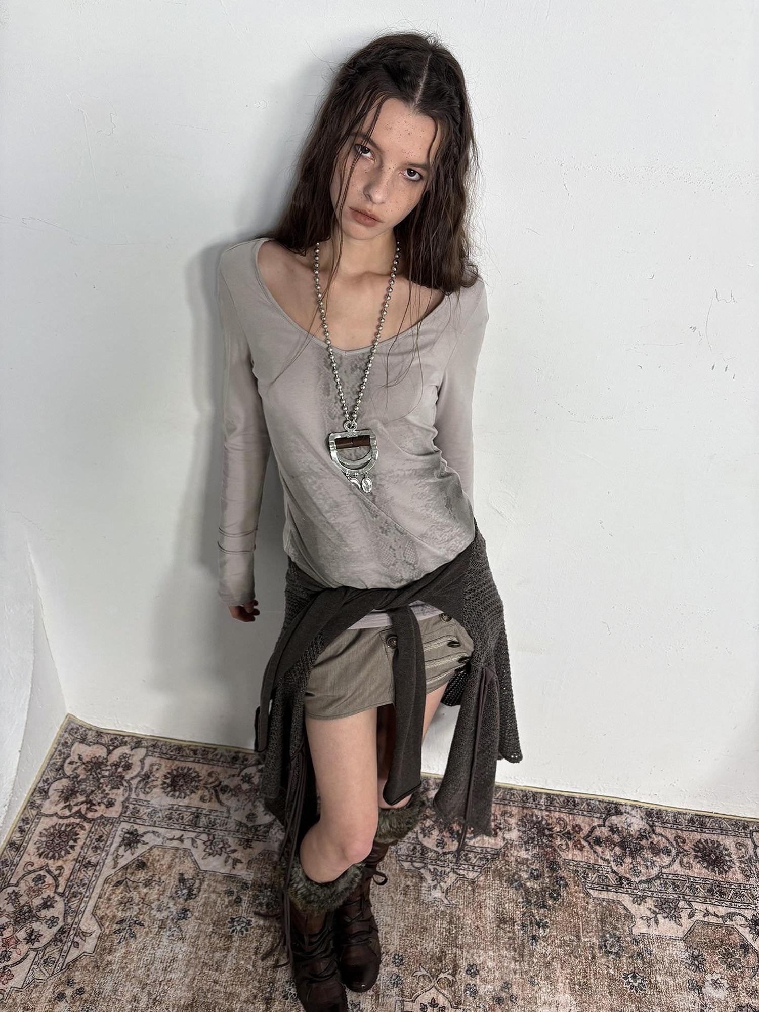 DoublePunch Snake Skin Print V-neck Slim Fit Women&