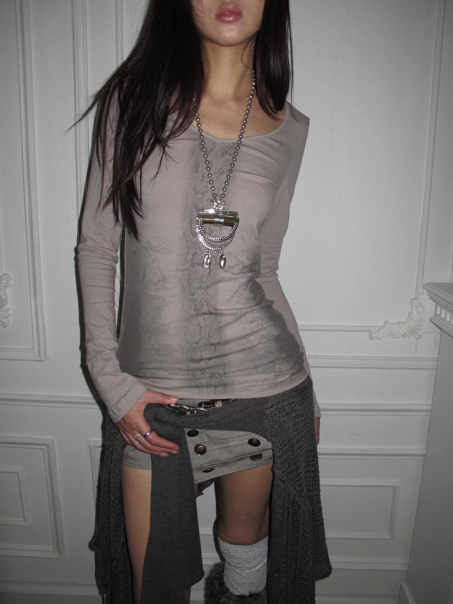 DoublePunch Soft Cotton Spandex Slim V Neck Snake Print Long Sleeve Women T-Shirt