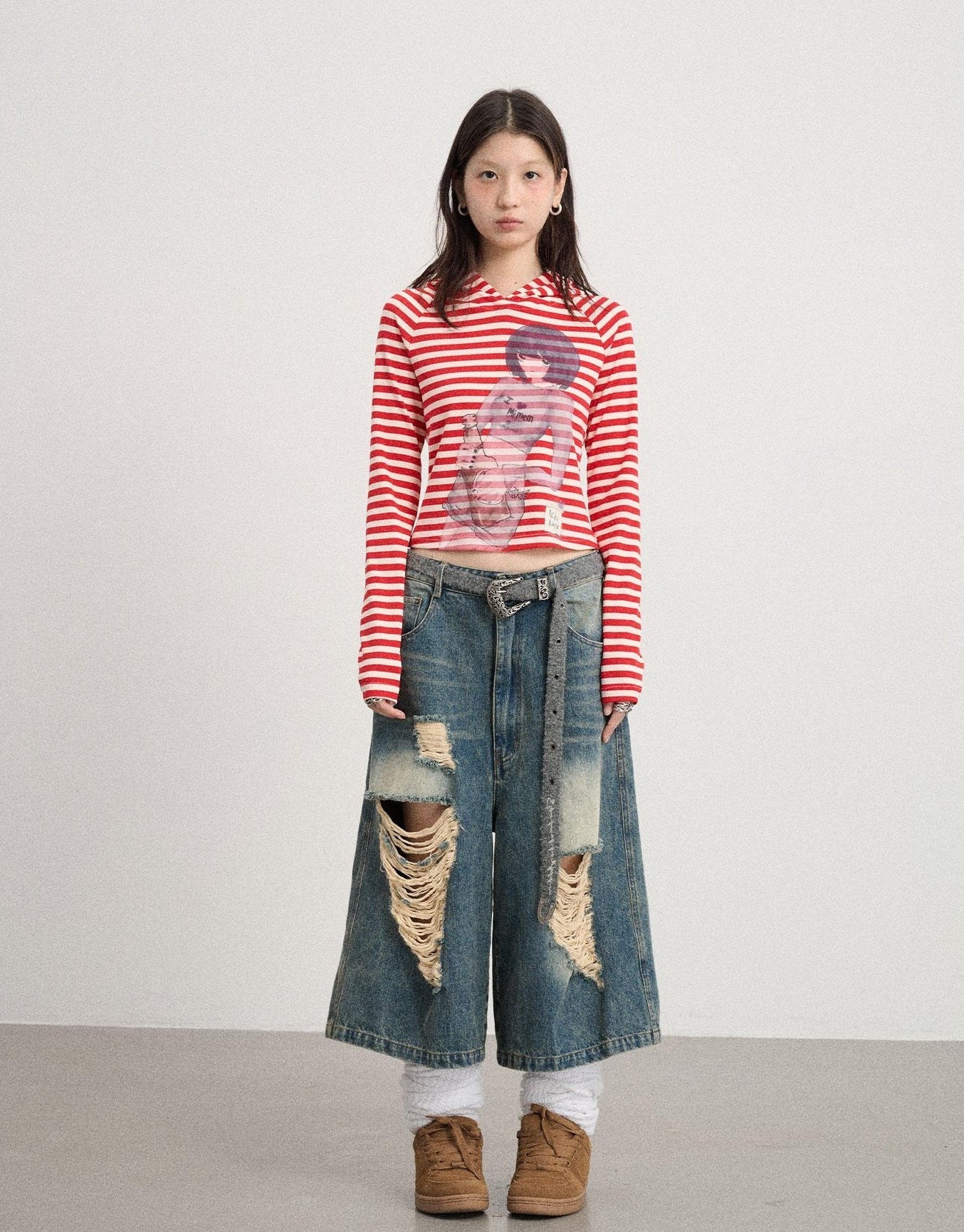 Achihara Drunk Minnie Striped Hoodie Tee