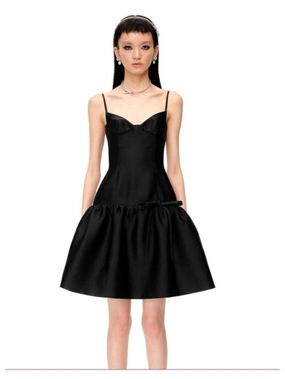 Elegant Bow Strap Dress with Built-in Bra