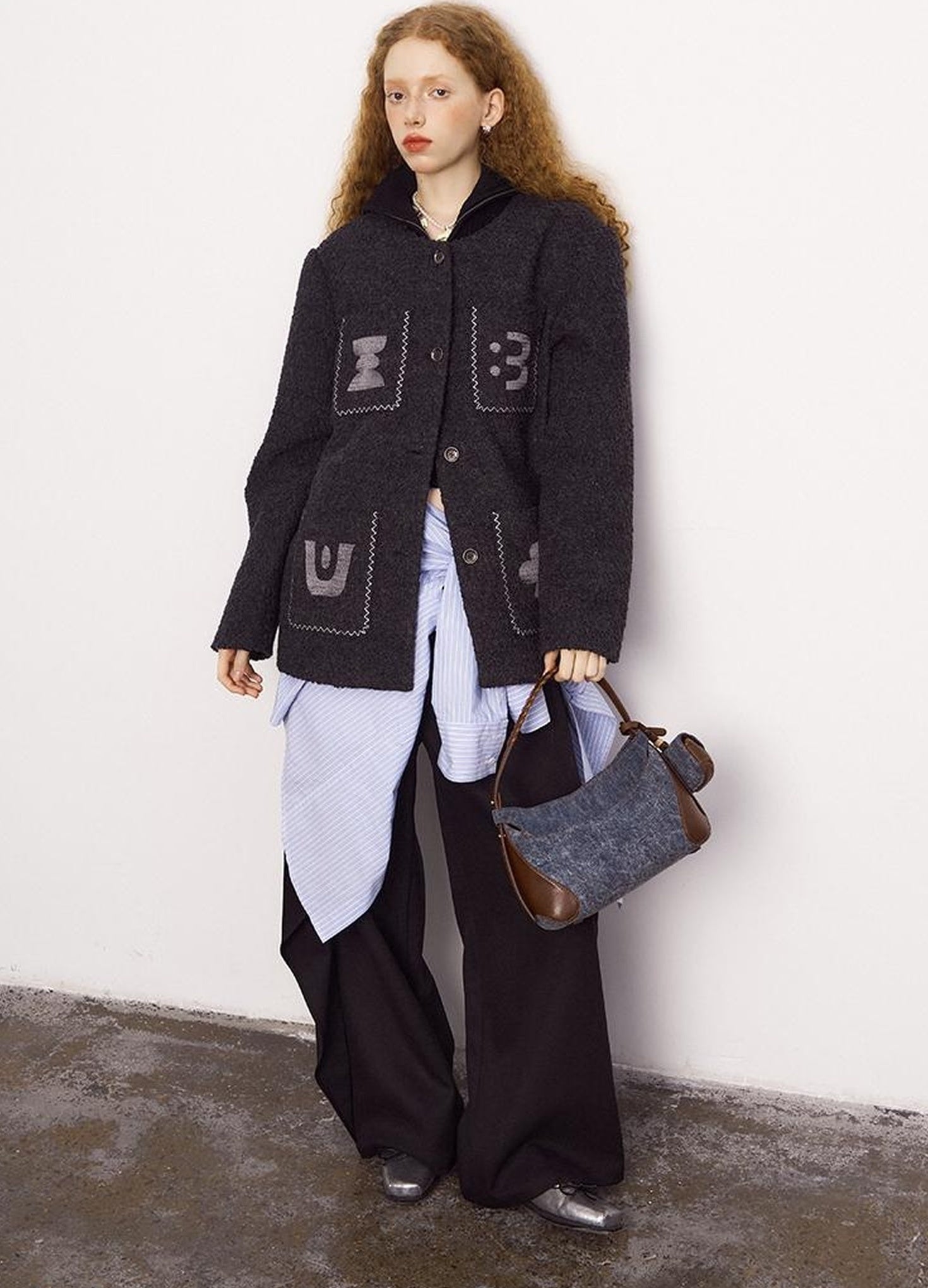 DIDDI MODA Elegant Cropped Bouclé Jacket With Embroidered Pockets &amp; Digital Motifs