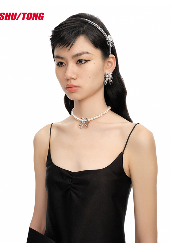 Elegant Curl Hairpin with Zirconia Headband