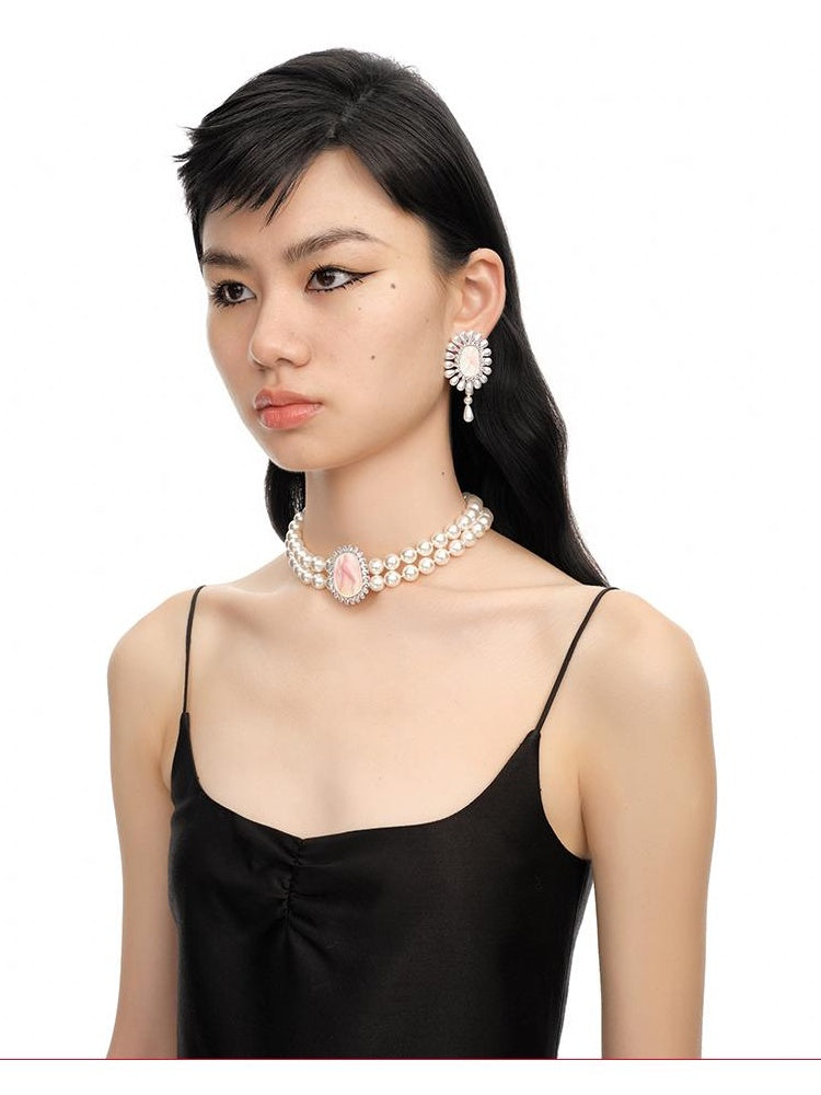 Elegant Double-Layer Pearl Necklace with Minimal Carving