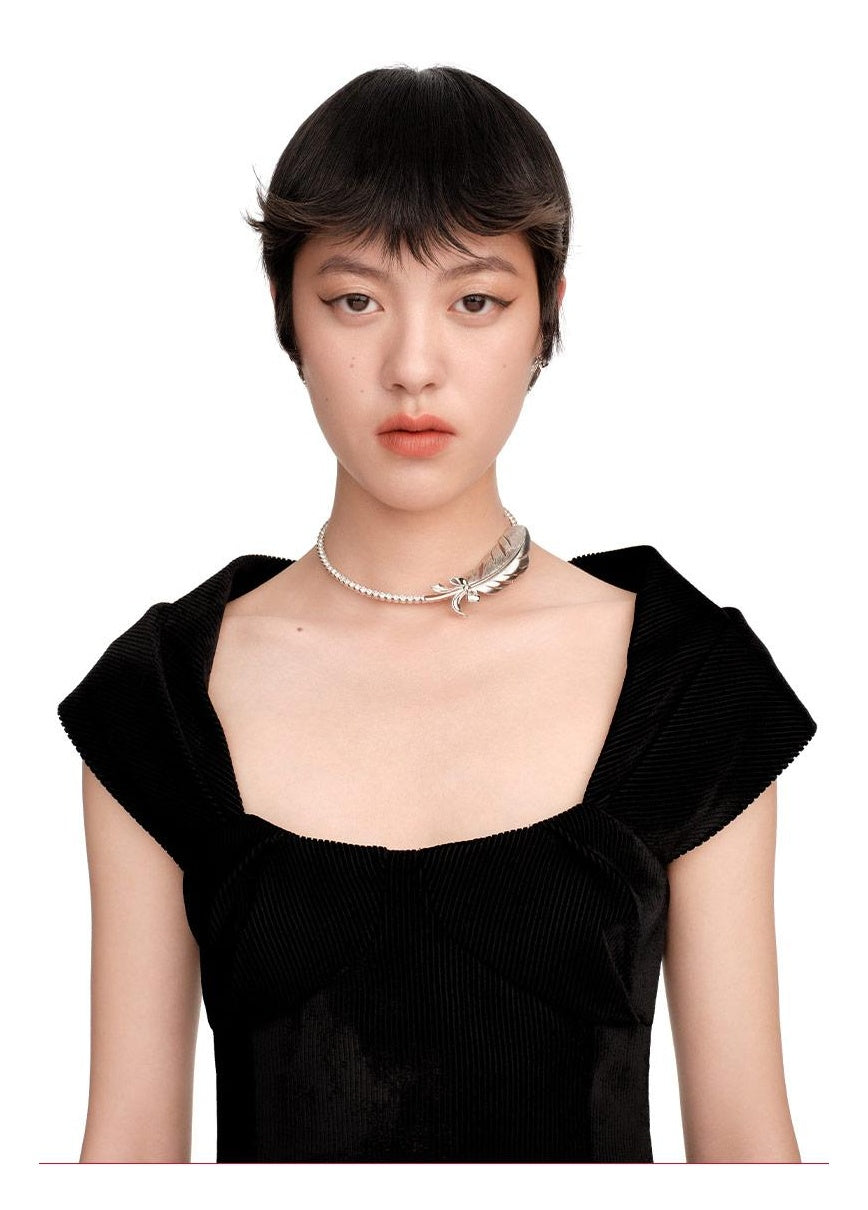 Elegant Feather Zircon Choker Chic &amp; Sophisticated Necklace