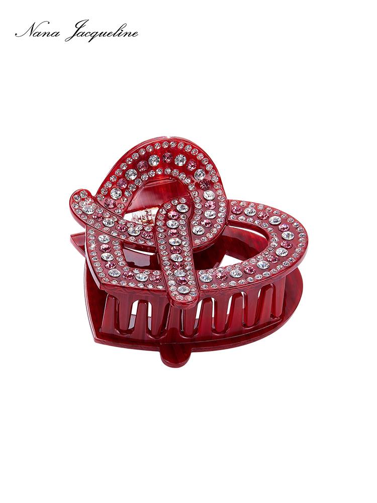 Elegant Heart Twist Hair Clip for Women Jewelry Accessories