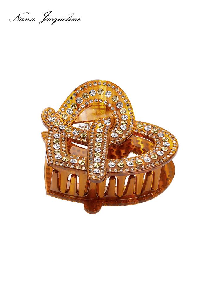 Elegant Heart Twist Hair Clip for Women Jewelry Accessories