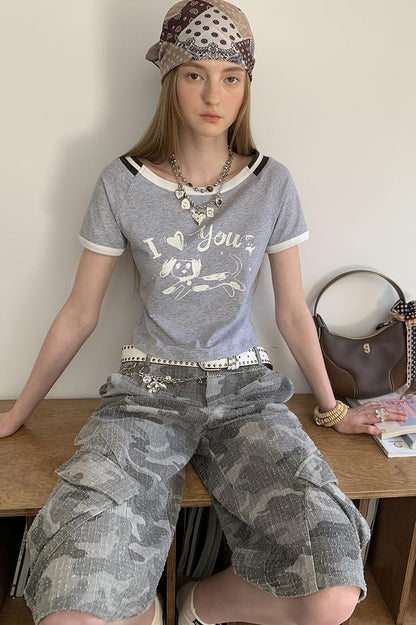 DIDDI MODA Elegant Off Shoulder Puppy Print Tee