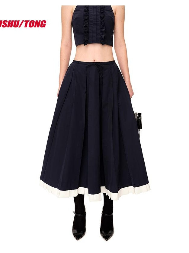 Elegant Pleated Maxi Skirt with Feminine Design