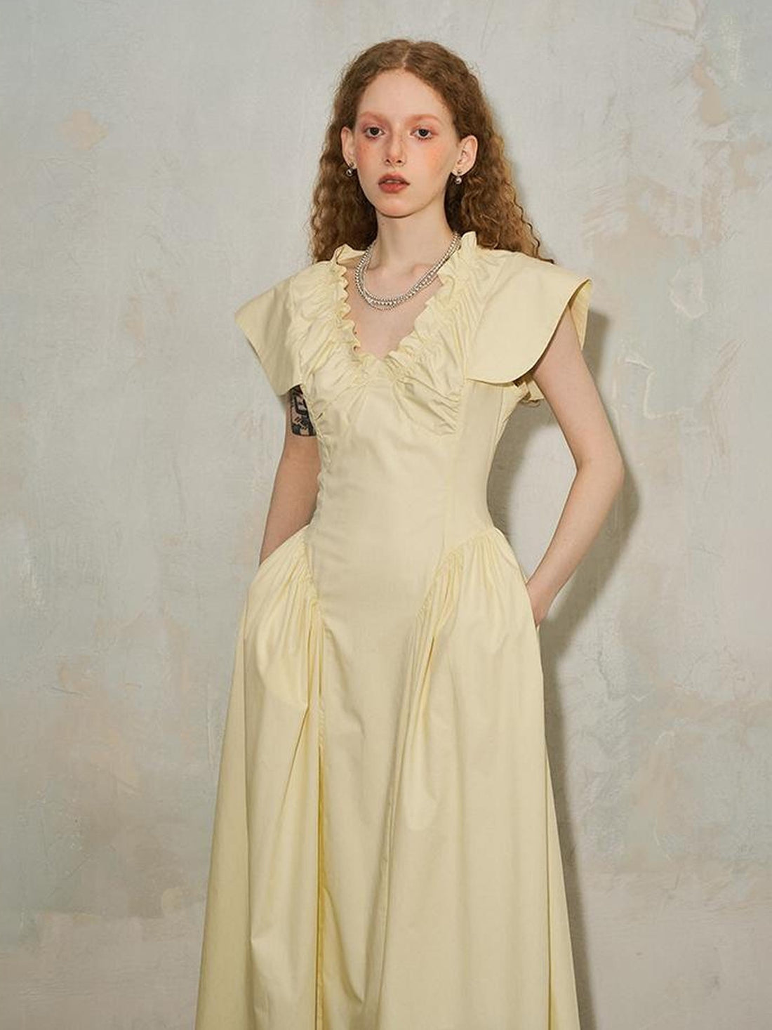 DIDDI MODA Elegant Sweet V Neck Flutter Sleeve Smocked Waist Maxi Dress