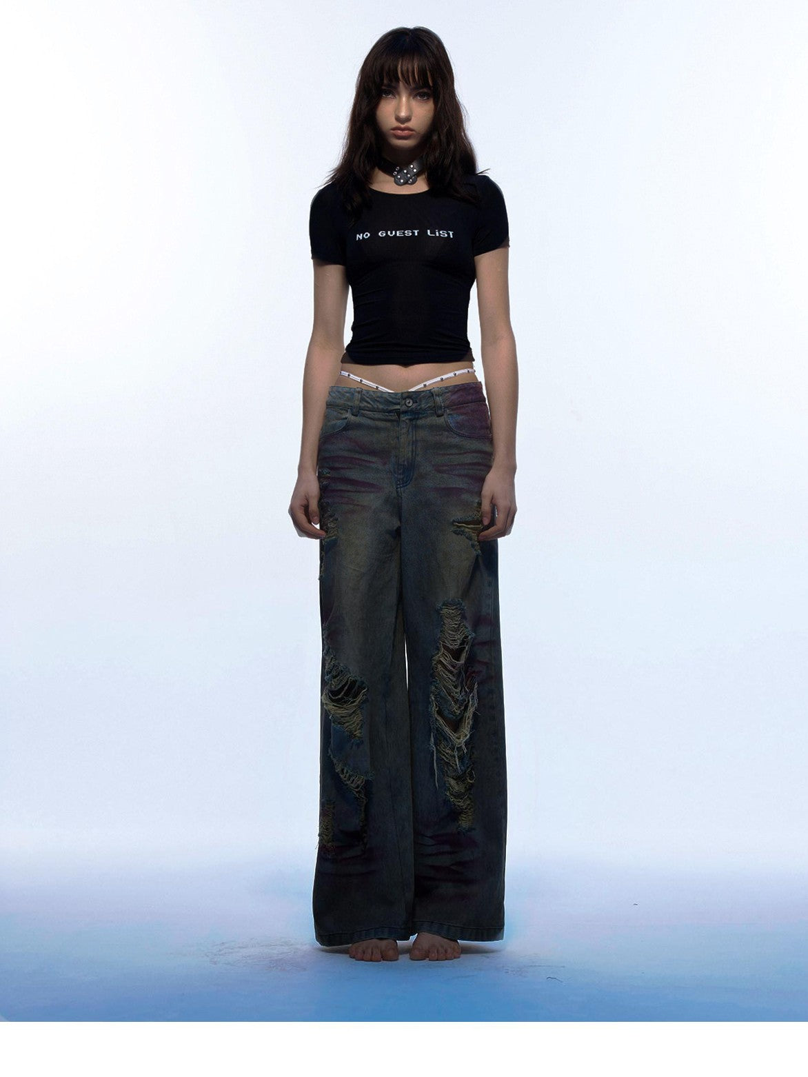 Emoha Cropped Printed Slogan Slim Fit Quick Dry Women&