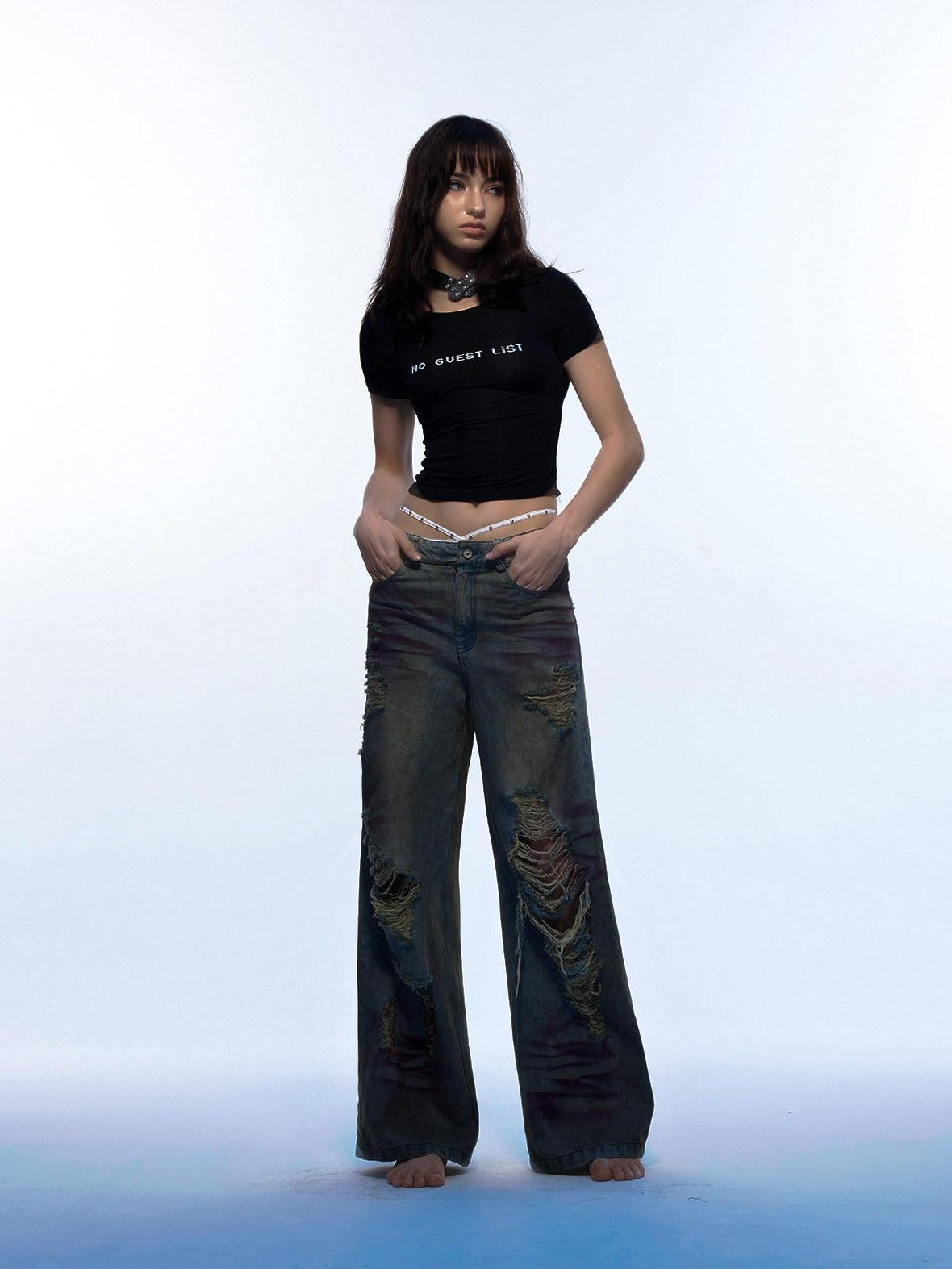 Emoha Cropped Printed Slogan Slim Fit Quick Dry Women&