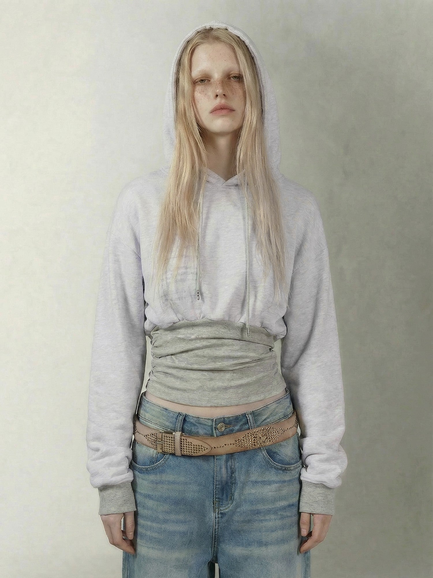 Emoha Gray Girl Print Fleece Lined Slim Cropped Women&
