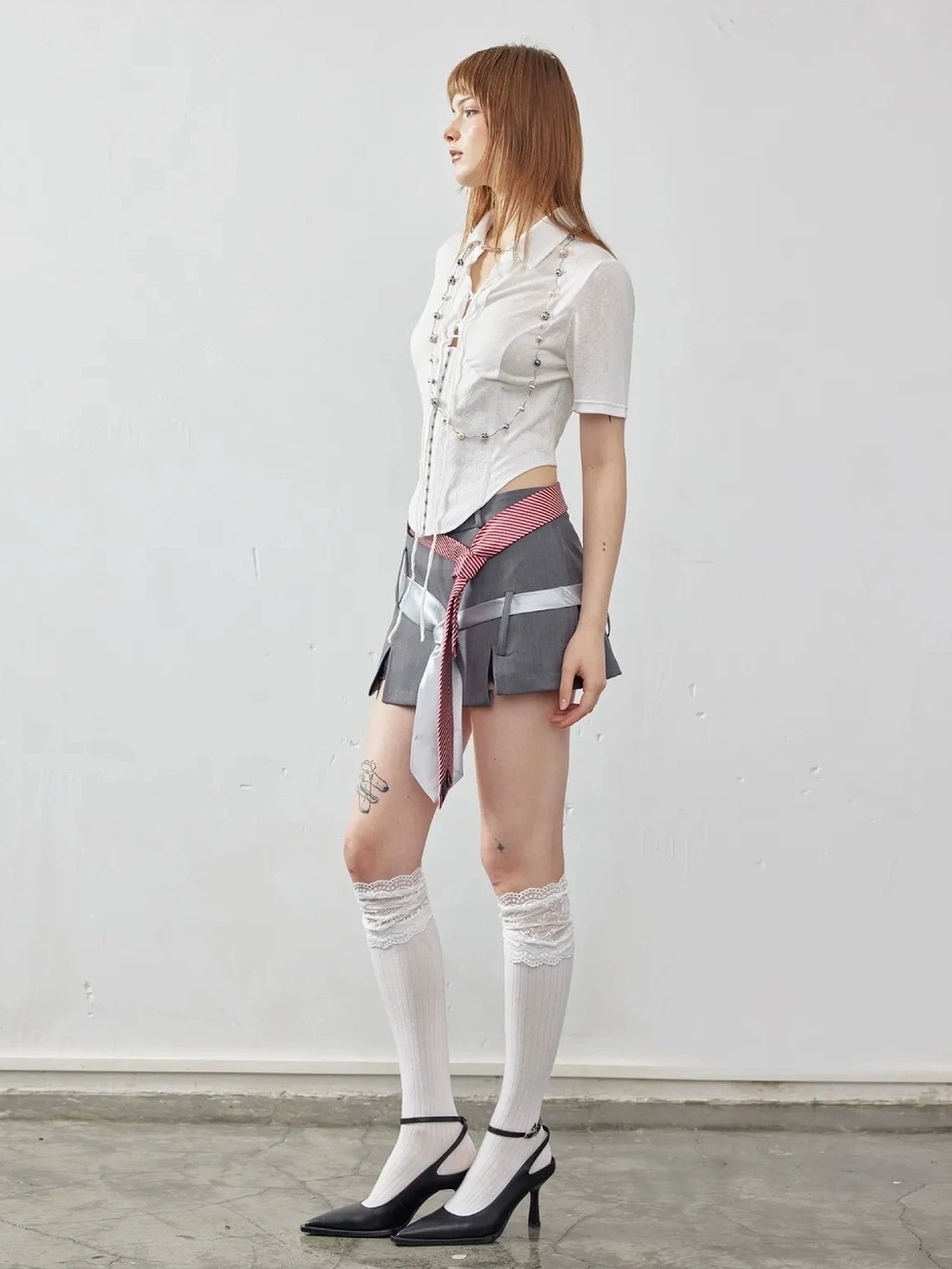 Emoha Gray Pleated Skirt With Literary Style