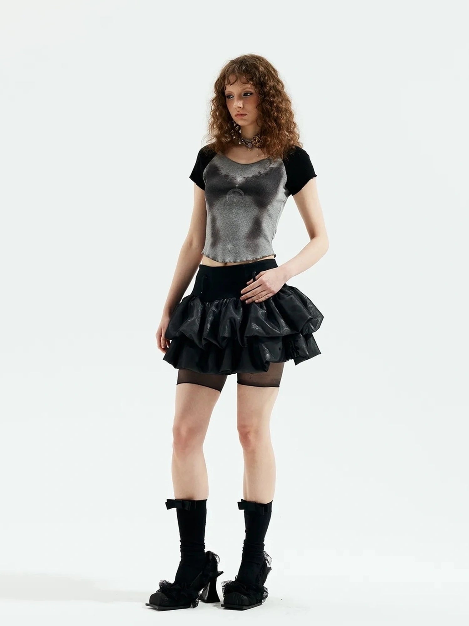 Emoha Gray Witch Print Raglan Tee V-neck T-shirt Long Sleeve