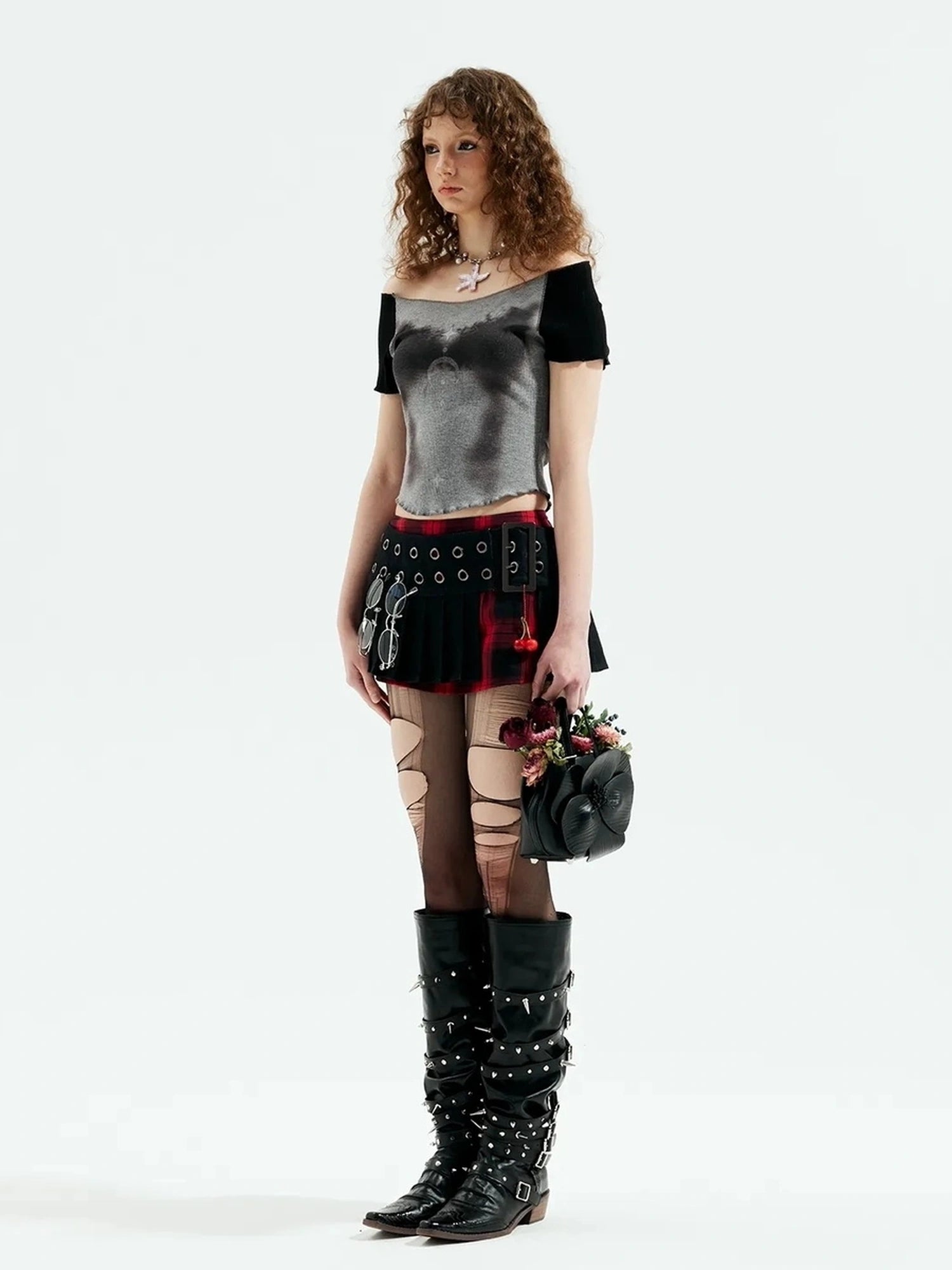 Emoha Gray Witch Print Raglan Tee V-neck T-shirt Long Sleeve