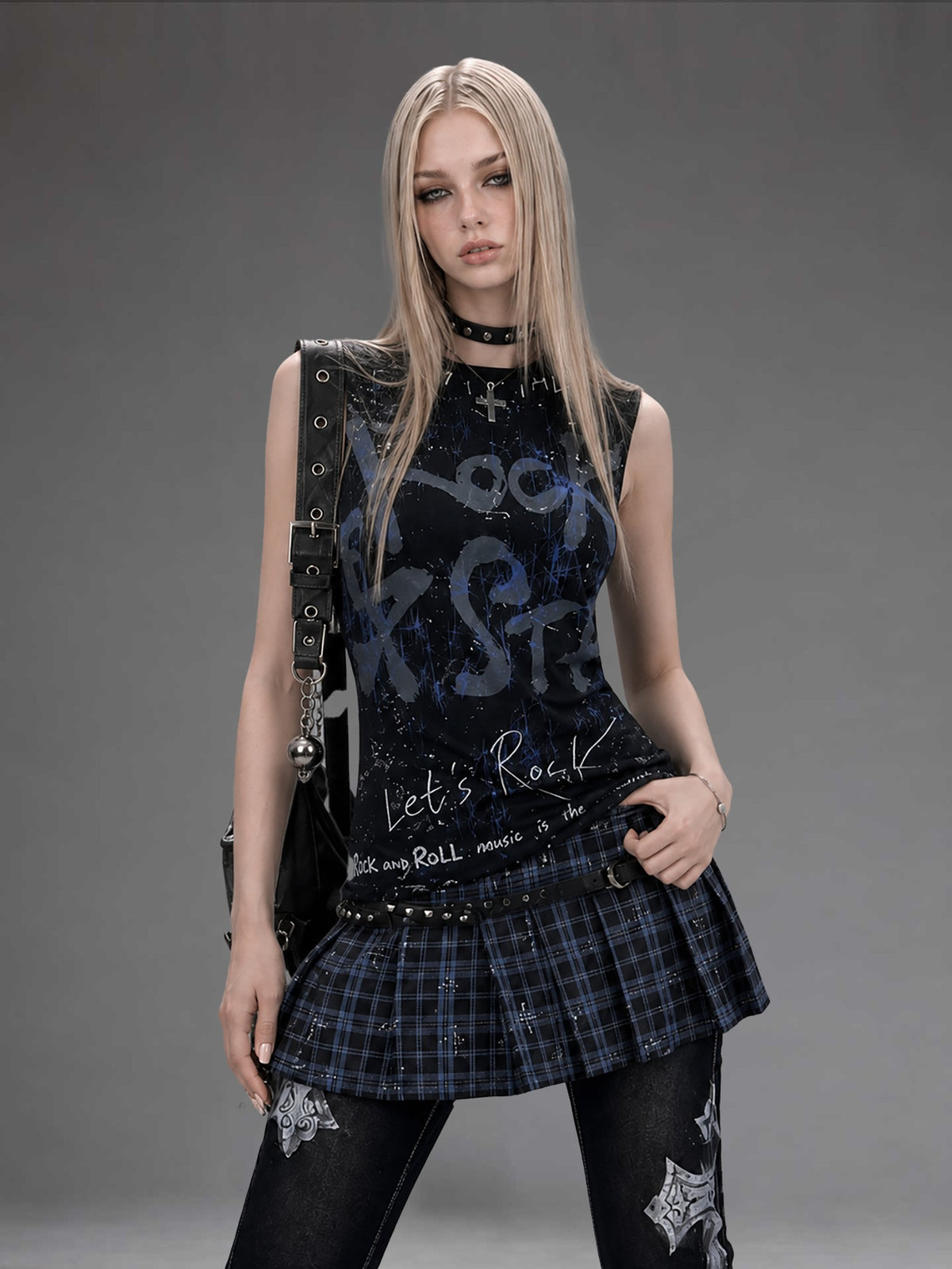 Emoha Rock Letter Print Plaid Patch Pleated Women&