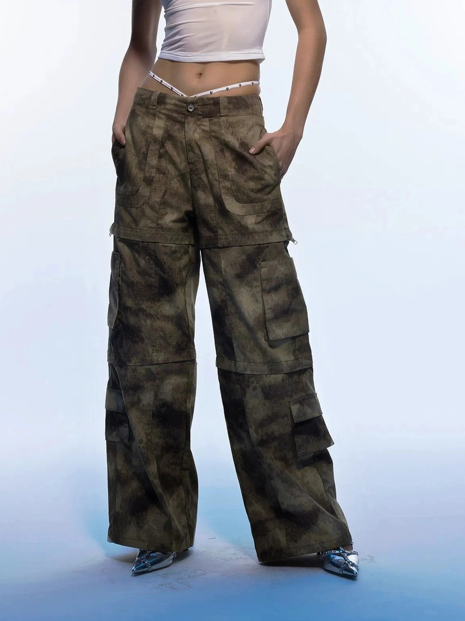Emoha Vintage Camouflage Flare Cargo Jeans