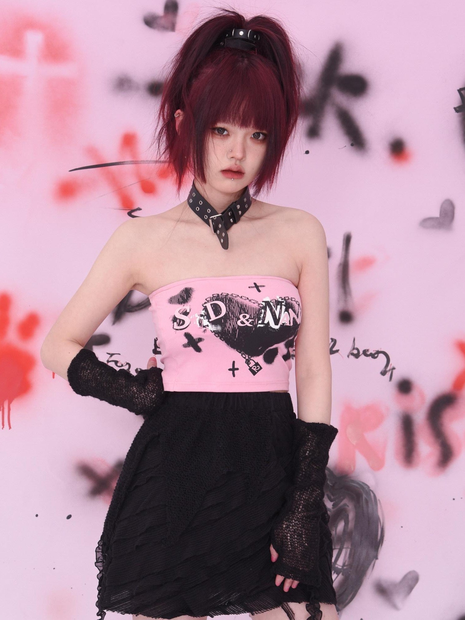 Evil Tooth Distressed Mesh Patchwork Hand Painted Women&