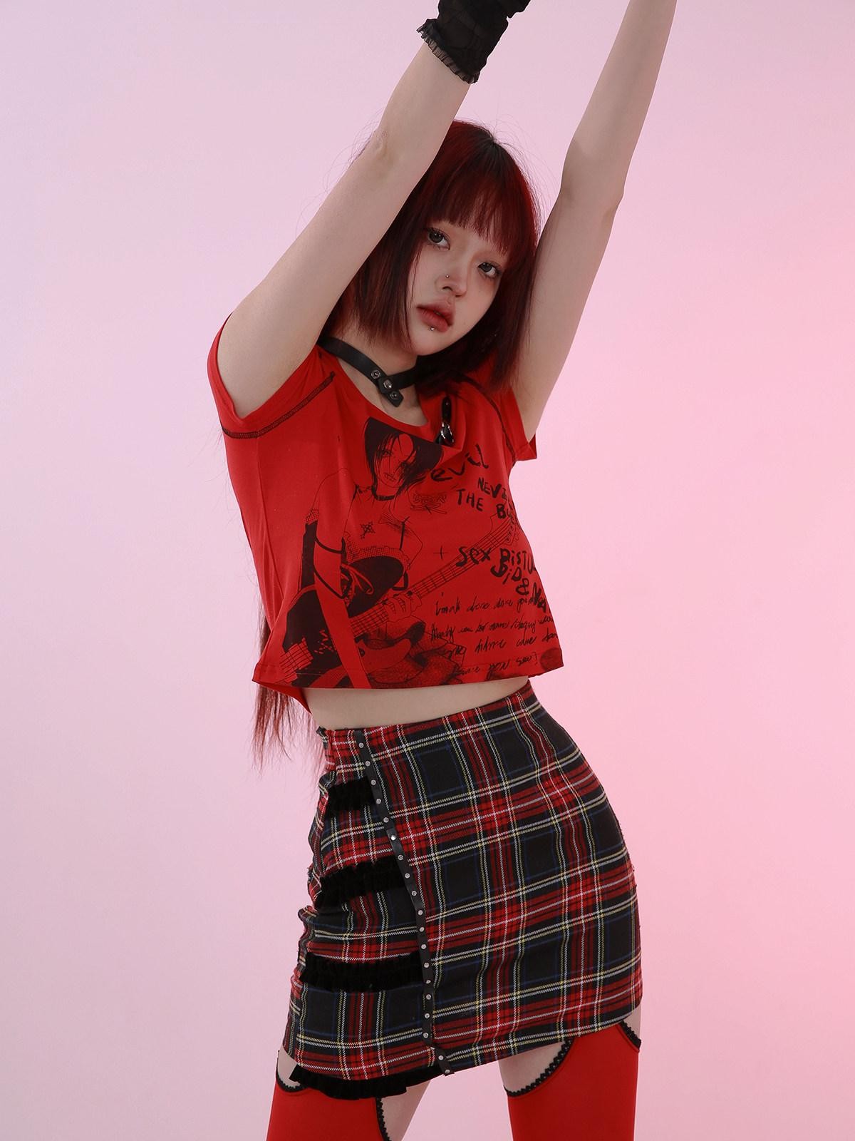 Evil Tooth Rock Girl Cartoon Print Round Neck Street Women&