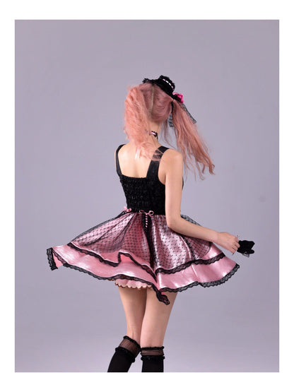 Evil Tooth Shimmering Rose Baroque Relief Boned Waist 3 Tier Women&