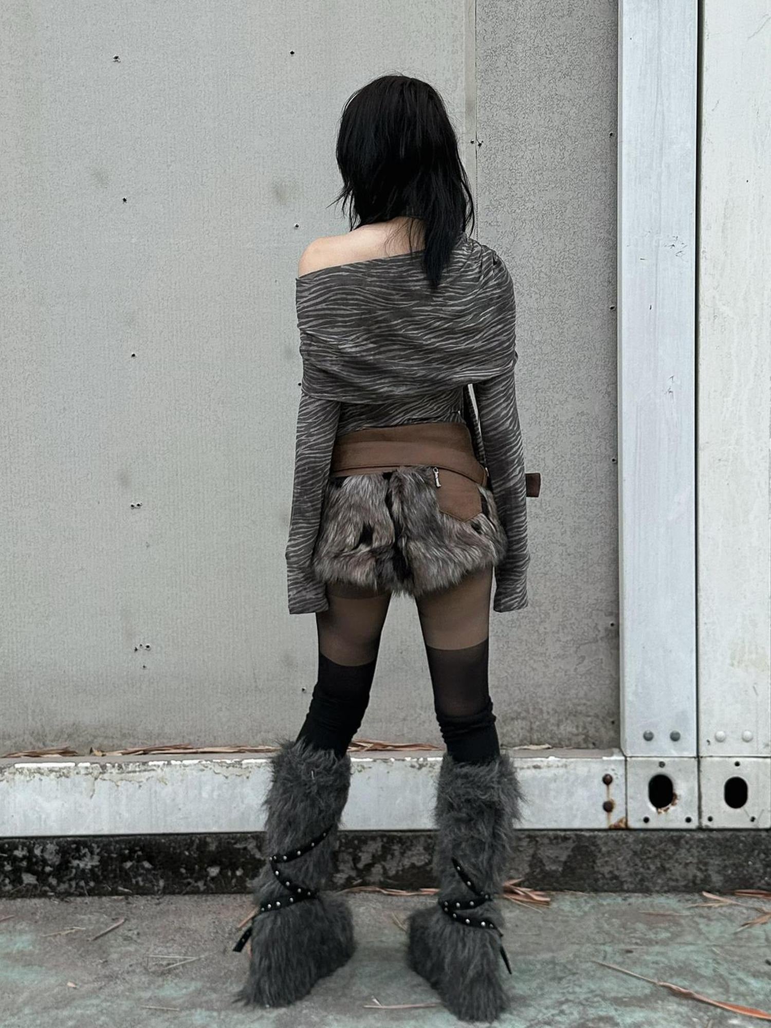 FULLTIDE 100% Cotton Cropped Scarf Collar Cool Long Sleeve Women Taupe Gray T-Shirt