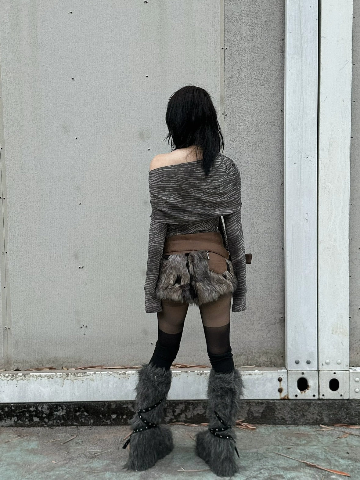 FULLTIDE 100% Cotton Cropped Scarf Collar Cool Long Sleeve Women Taupe Gray T-Shirt