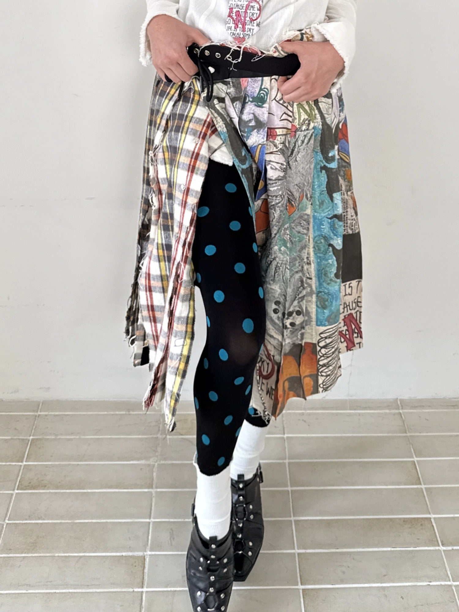 FULLTIDE Anti Exposure Graffiti Pleated Side Slit Mid Waist Women Cotton Midi Skirt