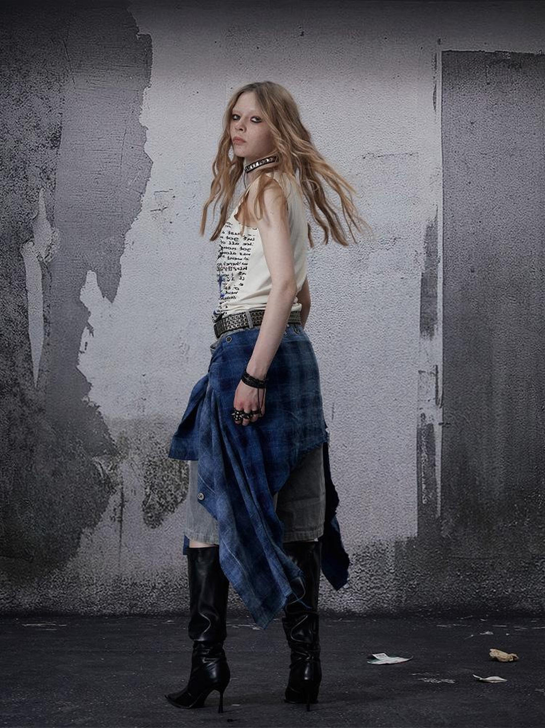 FULLTIDE Asymmetric Distressed Low Rise Street Punk Workwear Denim Cotton Women Shorts