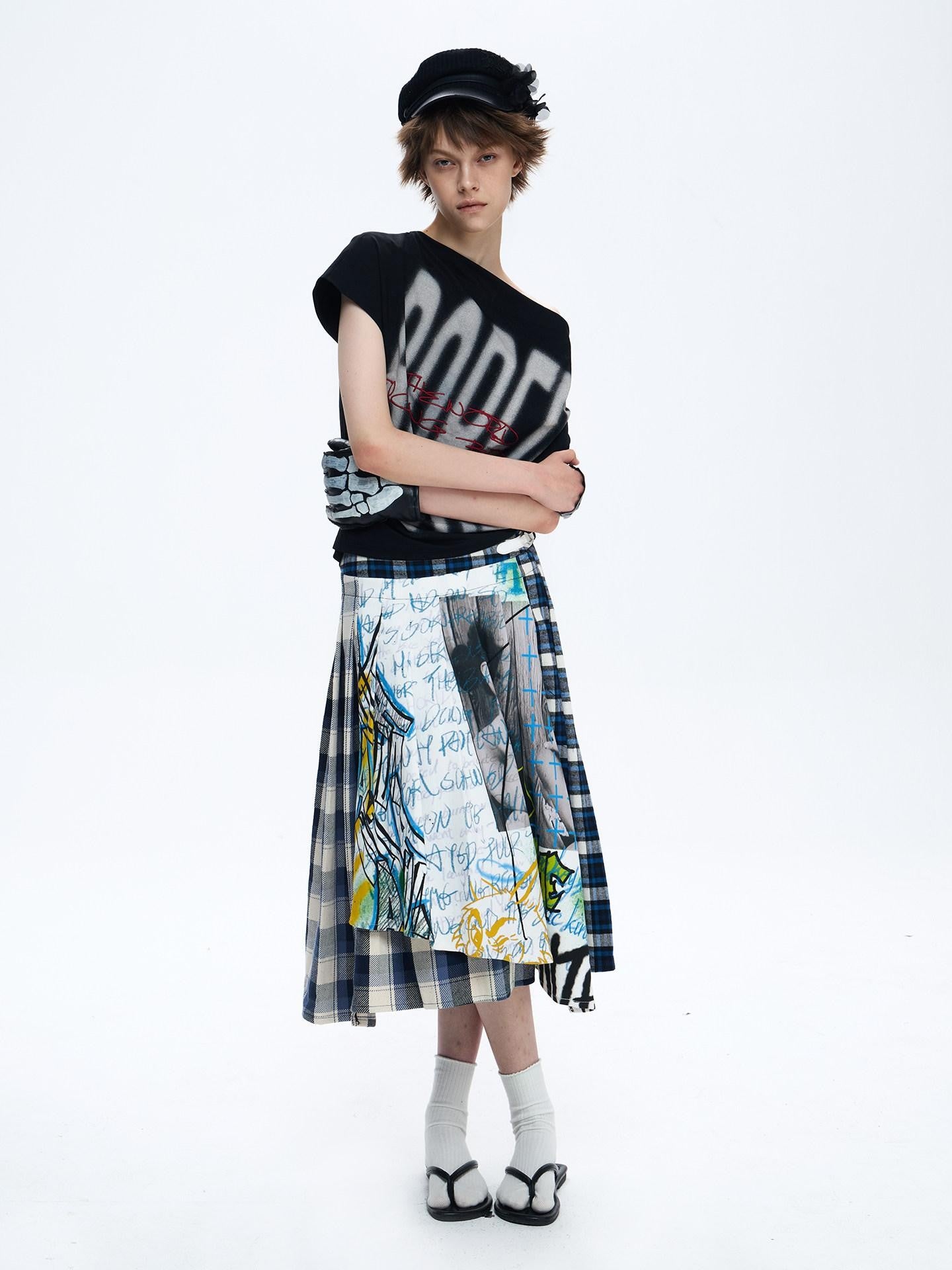 FULLTIDE Asymmetric Plaid Patchwork Graffiti Print Pleated Cotton Women&