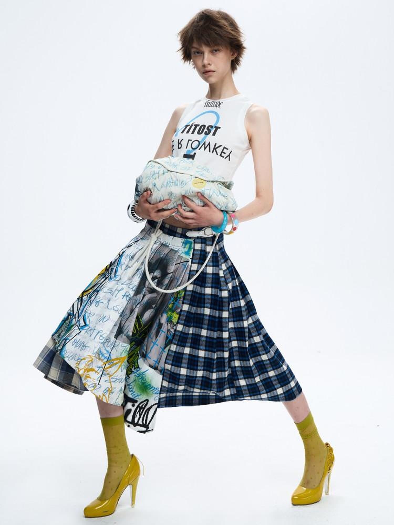 FULLTIDE Asymmetric Plaid Patchwork Graffiti Print Pleated Cotton Women&