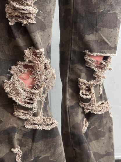 FULLTIDE Camo Distressed Washed Low Rise Bootcut Women&